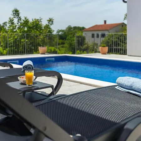 Nana Dom wakacyjny Pula