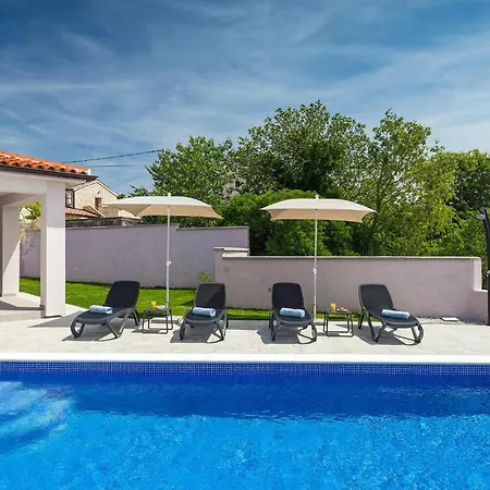 Nana Dom wakacyjny *