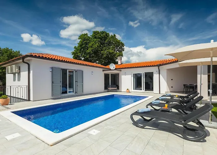 Nana Holiday home Pula