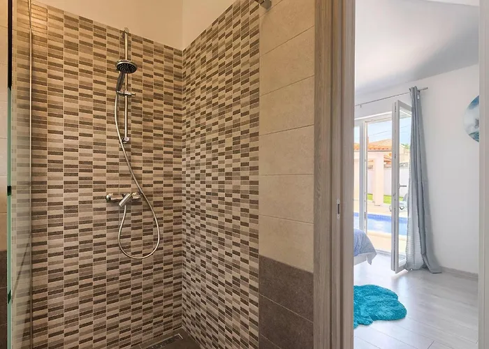 Nana Будинок відпочинку *