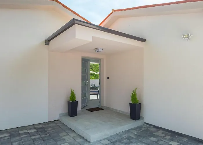 Holiday home Nana Pula